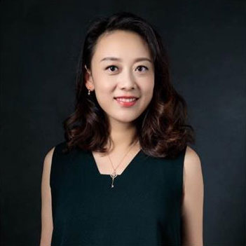 Caroline  Jin