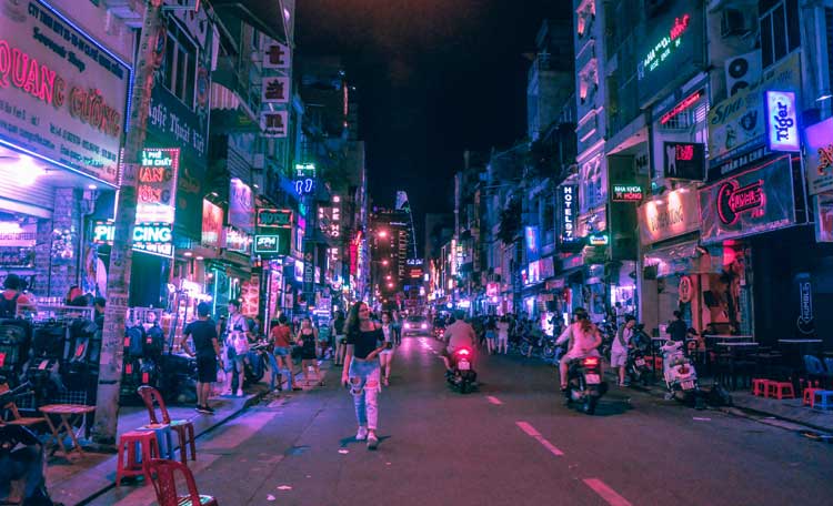 Hậu Cần Đô Thị: Nền Móng Tất Yếu Cho Sự Phát Triển Của Thành Phố