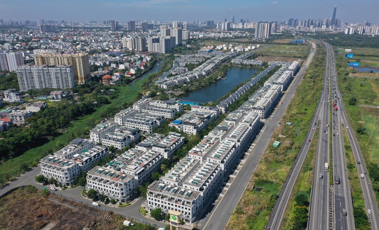 Hanoi Residential Market Shifts Further to Suburban Areas