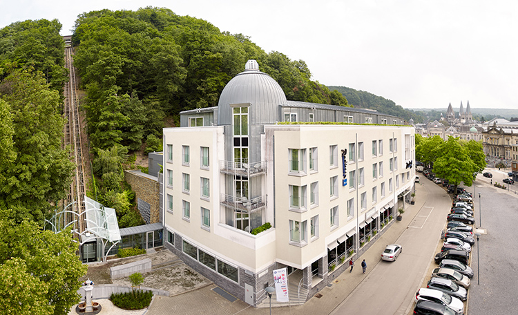 Cushman & Wakefield Advises on Sale of Radisson Blu Palace Hotel & Spa to Van der Valk