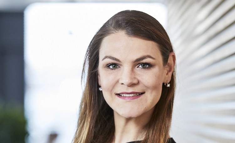 Cushman & Wakefield rozšiřuje své služby v oblasti udržitelnosti, koordinaci expertních týmů v regionu CEE povede Tereza Jelínková