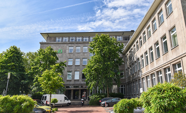 Bürofläche an Ostertag DeTeWe