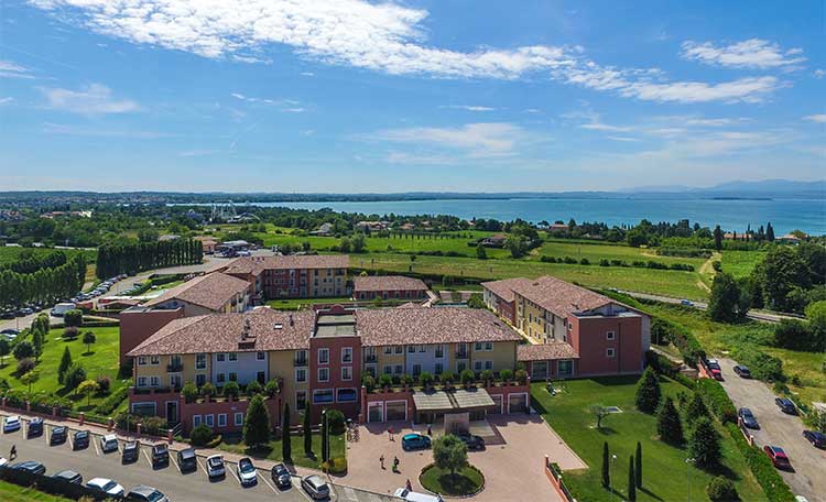 Cushman & Wakefield Finds and Selects a New Operator for the Hotel “Parchi del Garda” on Lake Garda