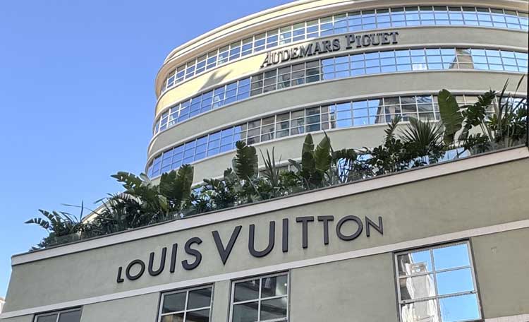 CUSHMAN & WAKEFIELD ALONGSIDE INVESCO REAL ESTATE IN THE SALE OF “GARAGE TRAVERSI”, TROPHY ASSET LOCATED IN THE QUADRILATERO DELLA MODA, MILAN.