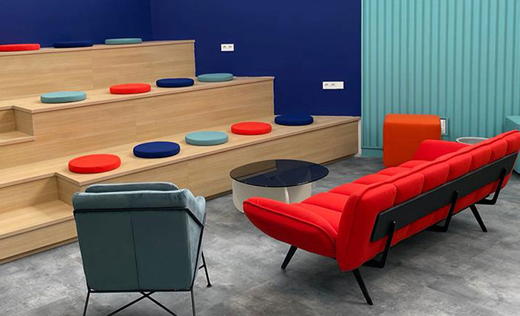 Desarrollo de las nuevas oficinas para Grupo Primavera, un invernadero como nuevo espacio de trabajo.