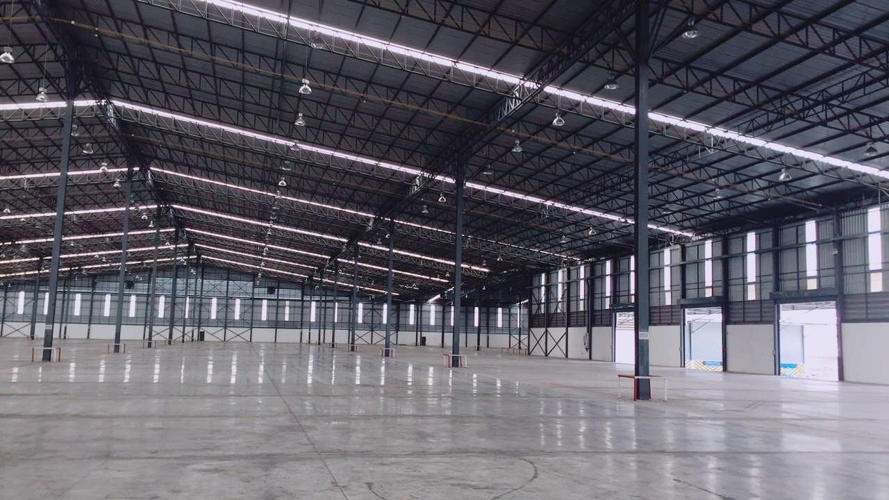 Warehouse for Rent 20,000 sq.m Near WHA Eastern Seaboard Industrial Estate