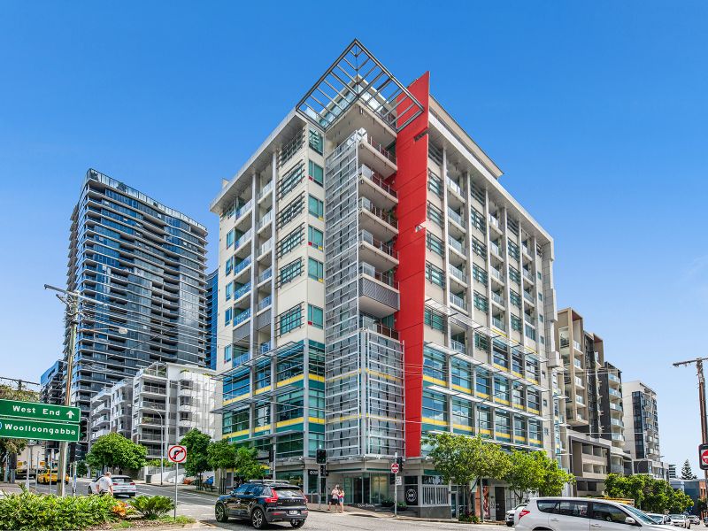208-429SQM CORPORATE OFFICE | SOUTH BRISBANE PRECINCT | CAR PARKING