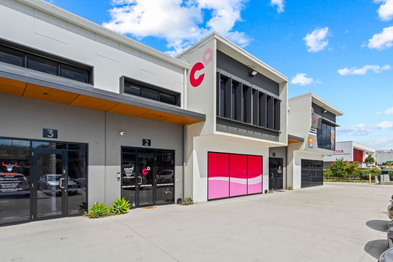 RARE SPECIALISED OFFICE/WAREHOUSE – INVEST NOW!