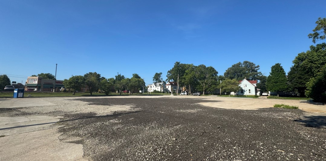 807 South Main - Bloomington IL
