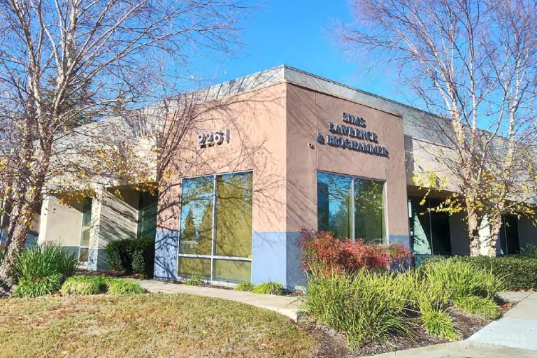2261 Lava Ridge Court