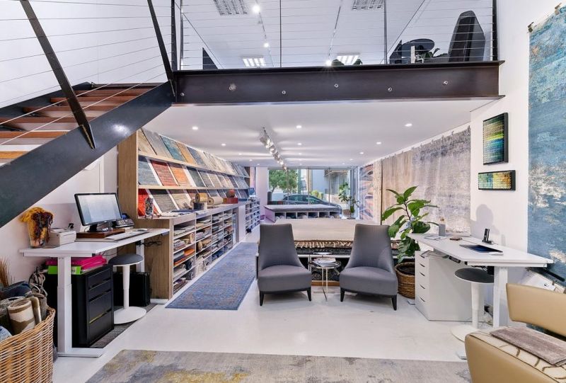 RARE OPPORTUNITY - NEWSTEAD'S FINEST SHOWROOM
