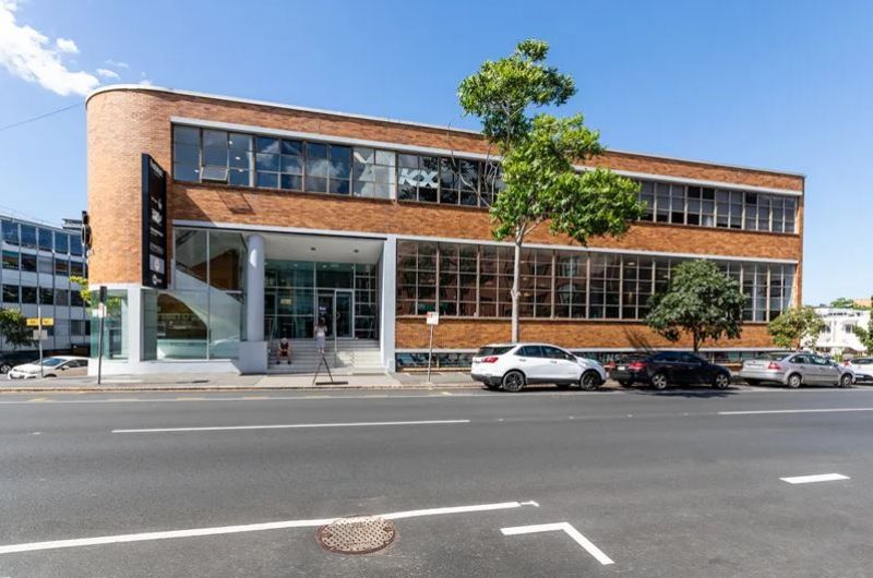 Character office & retail with great exposure
