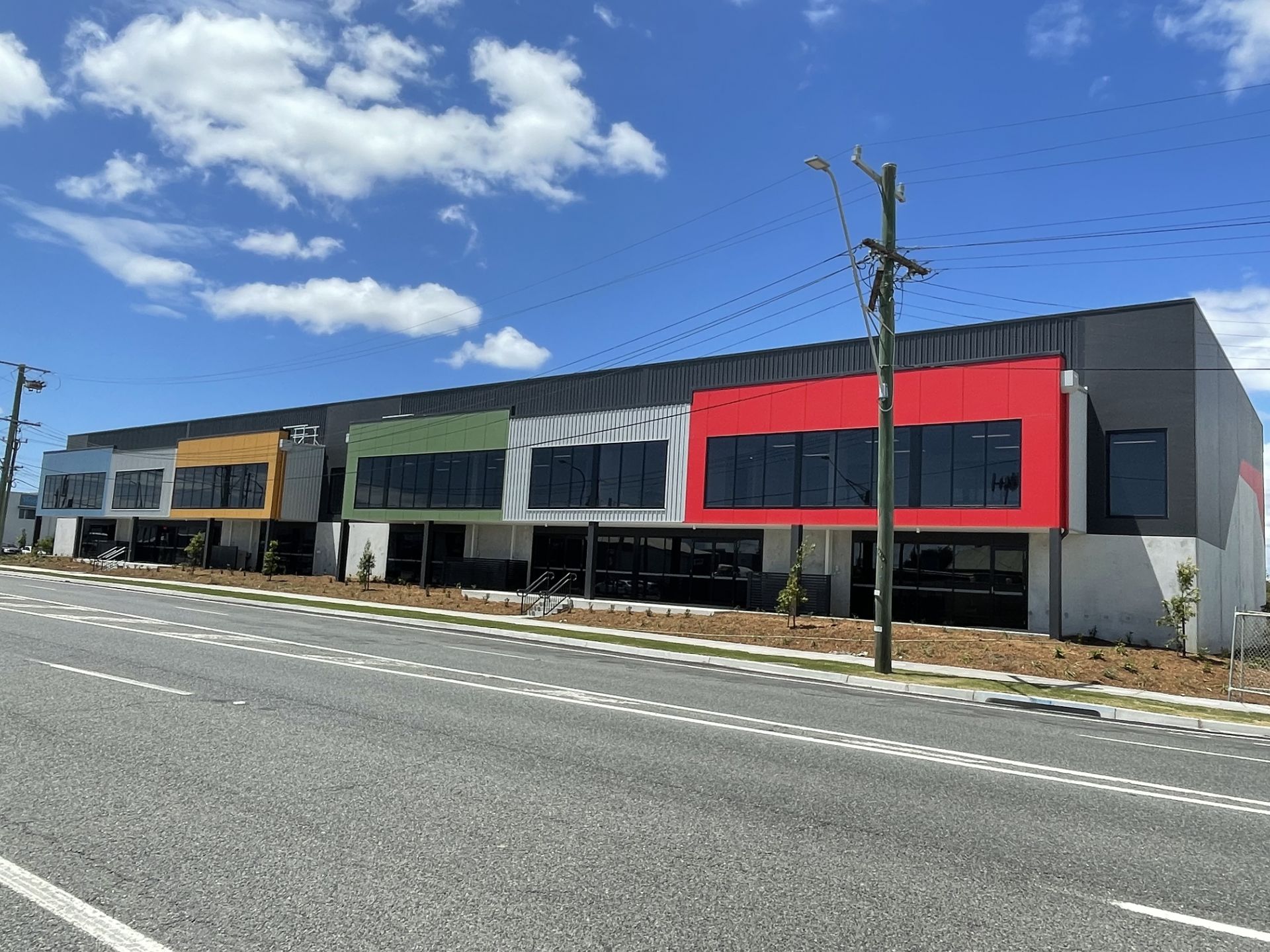 RARE MAIN ROAD OFFICE/WAREHOUSE – 509sqm