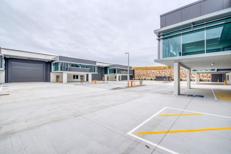 NEAR NEW CORPORATE TENANCY– AIRCON WAREHOUSE