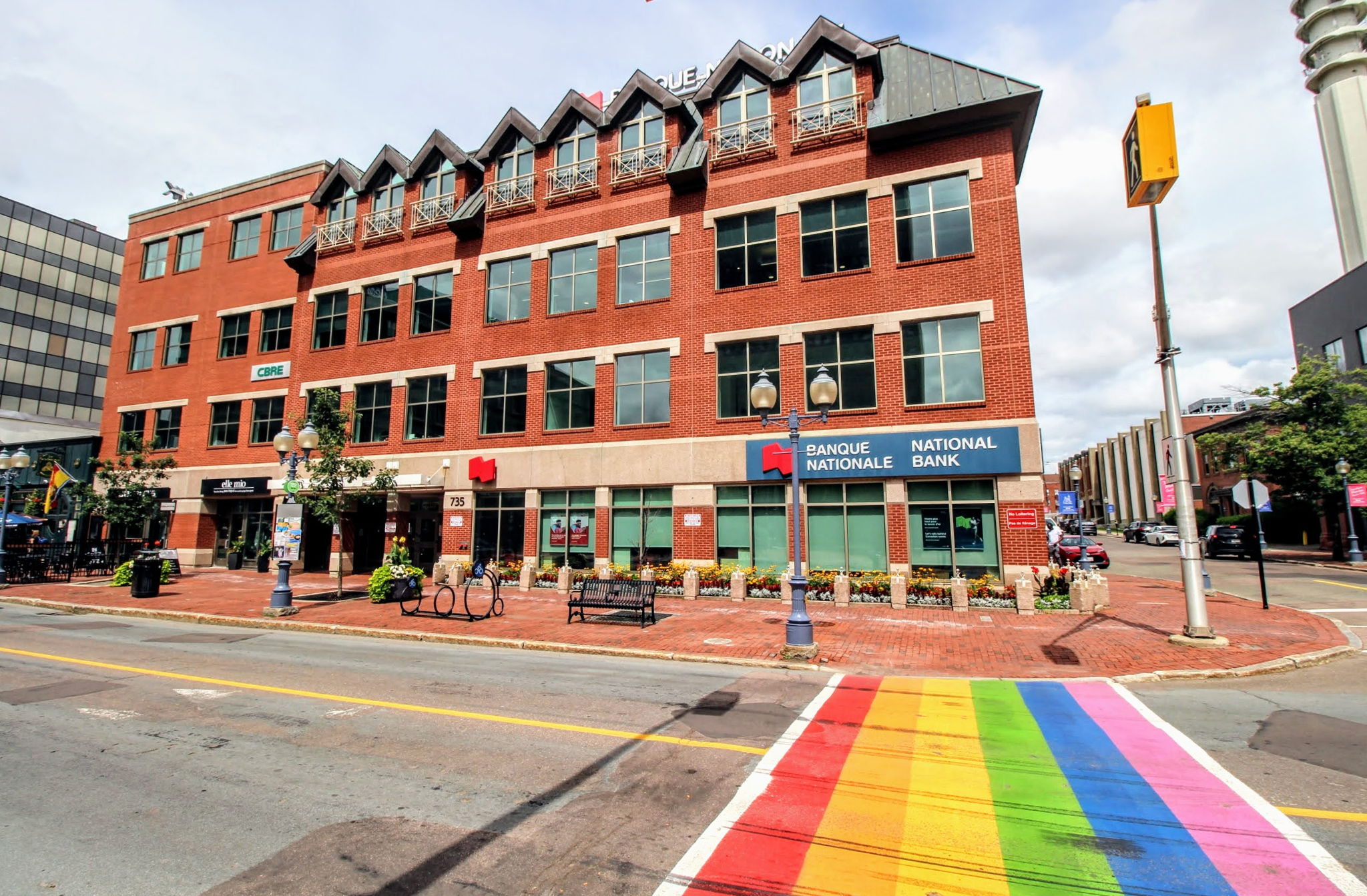 735 Main Street | Suite 200 & 203