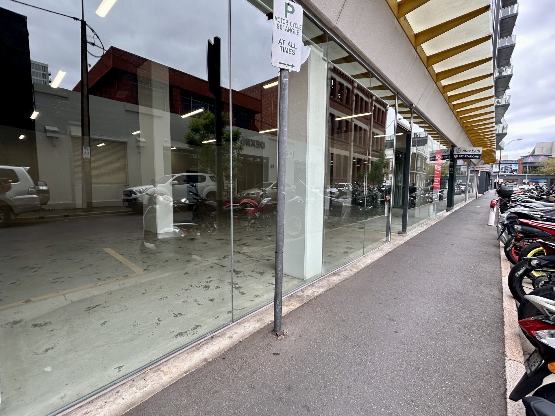 Creative Industrial Style Commercial Tenancy