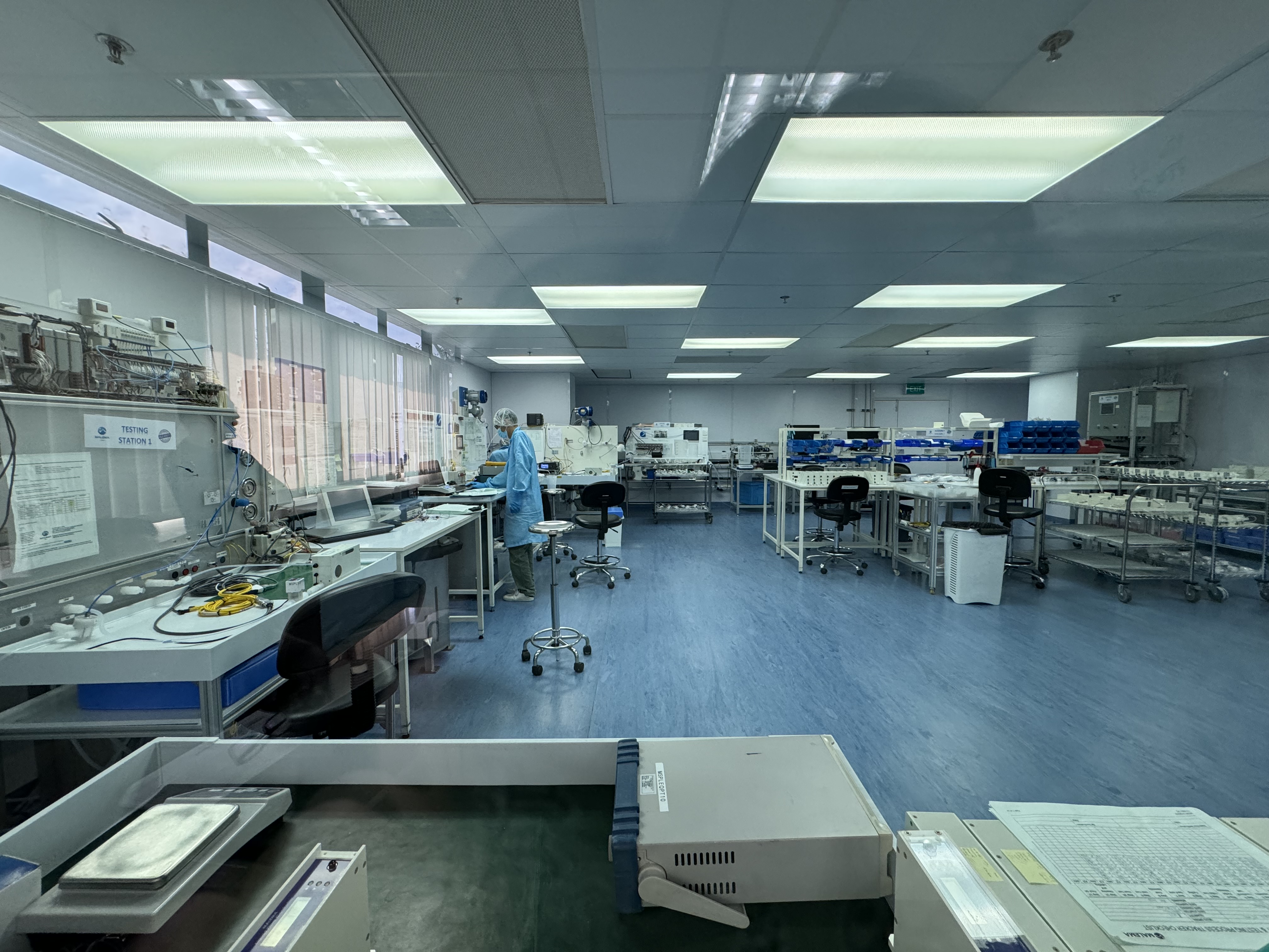 Fully Fitted B2 Industrial Unit With ISO Class 6 Cleanroom, Workstations & Meeting Rooms