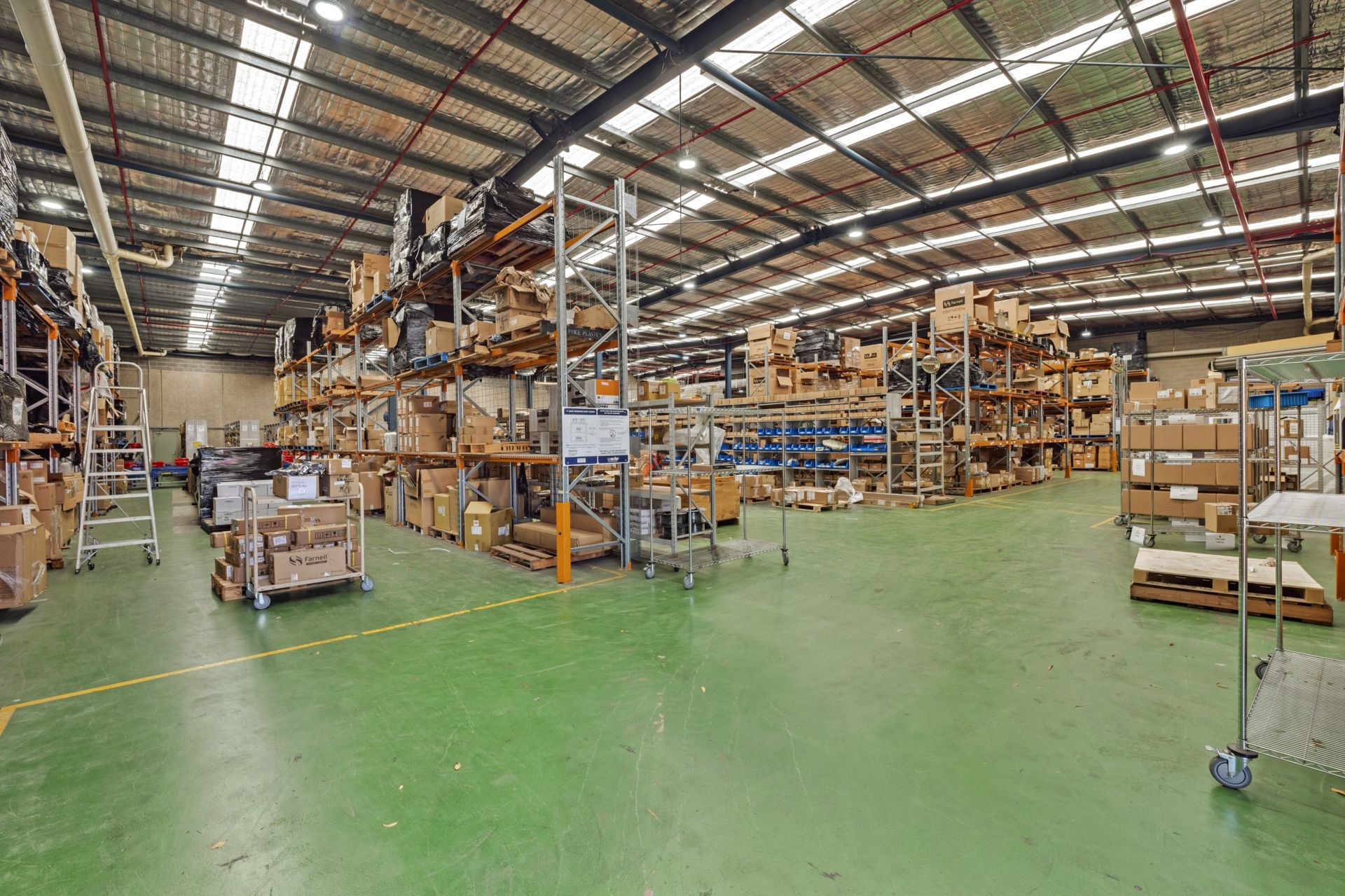 Prominent and Well-Presented Freestanding Facility
