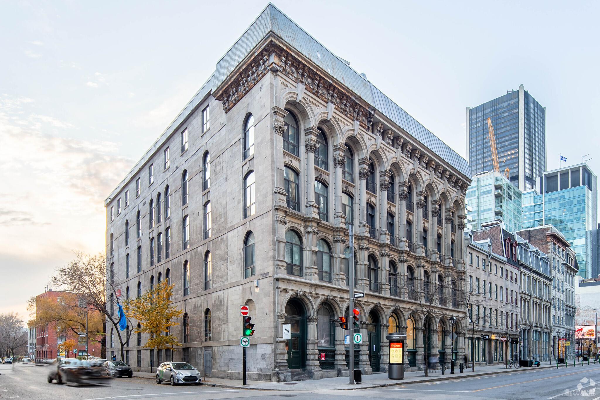 400 Rue McGill