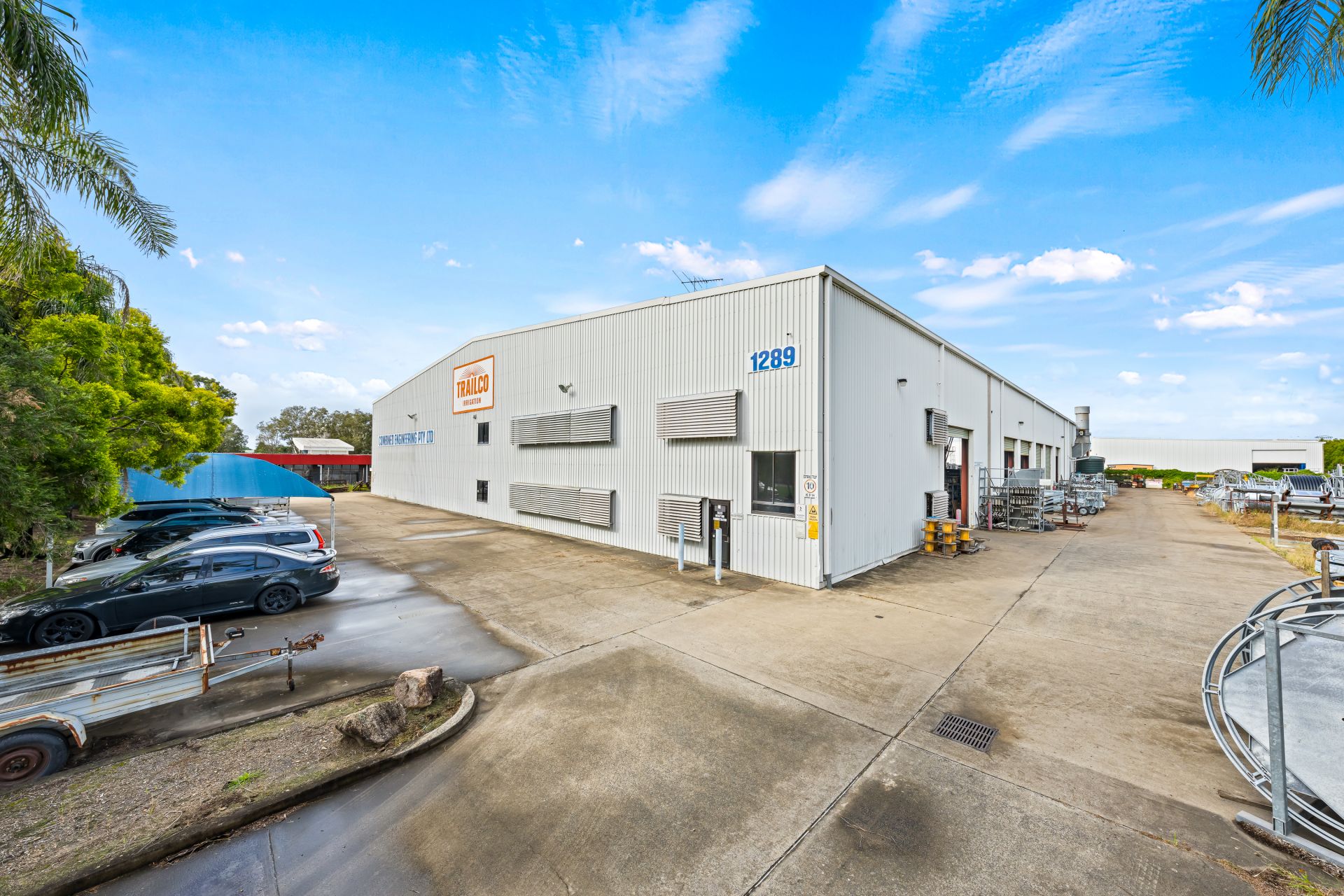 4,400sqm Trade Coast Freestander with Cranes+Power