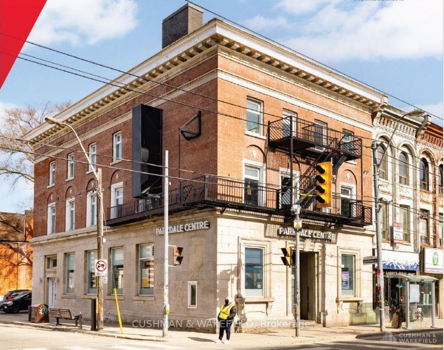 1464 Queen Street West