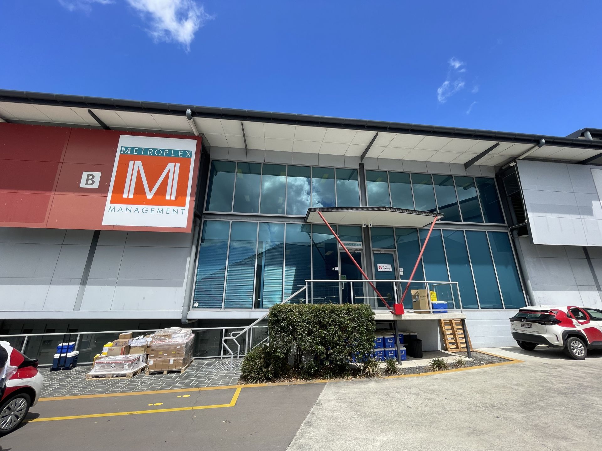 SINGLE LEVEL MURARRIE OFFICE