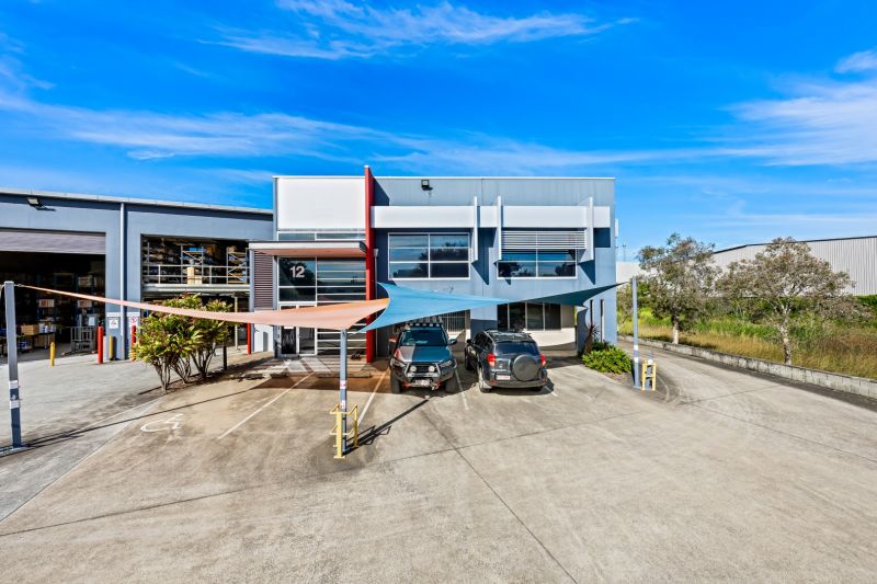 Two story modern corporate office space in the heart of Eagle Farm