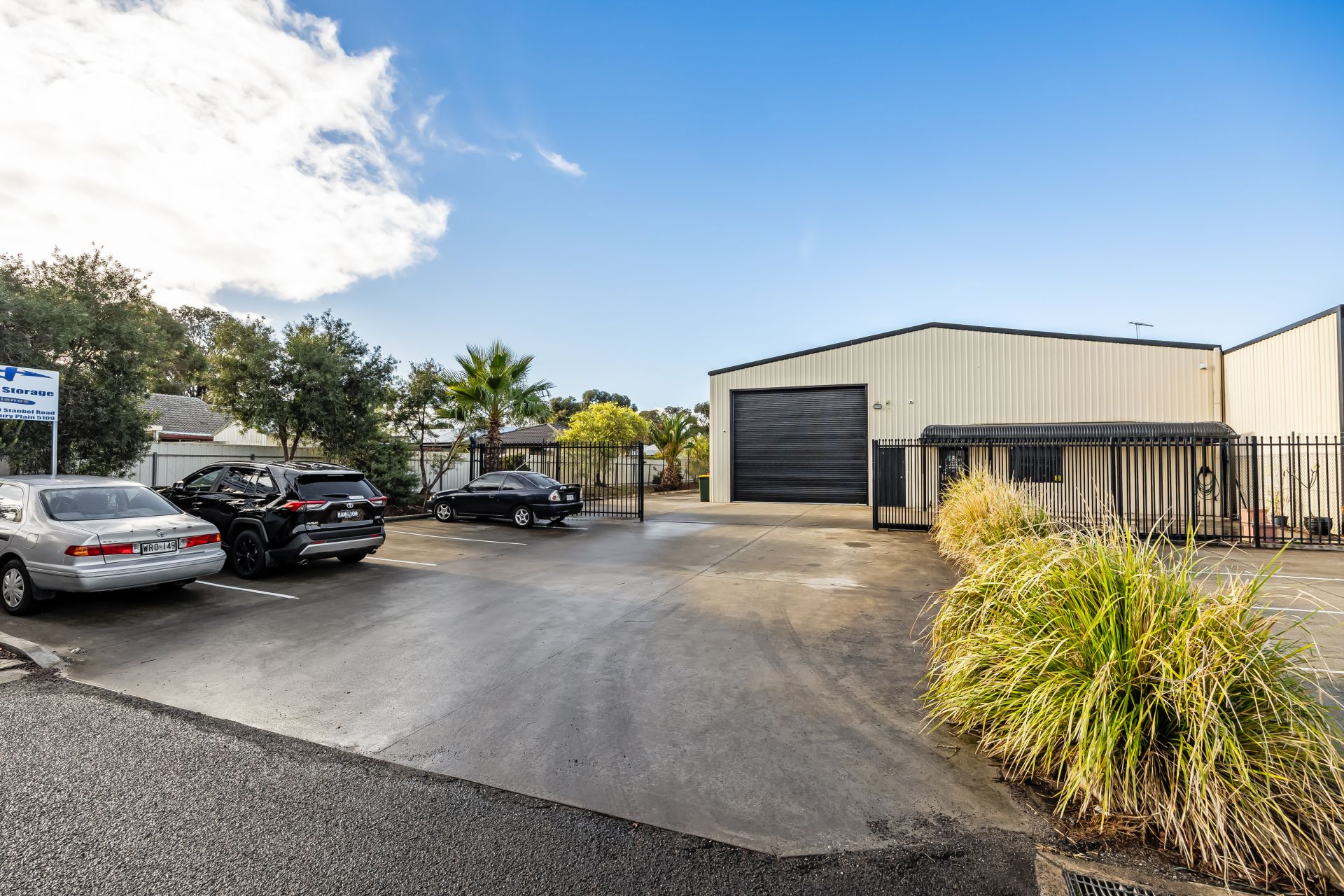 Office warehouse with expansive parking and loading
