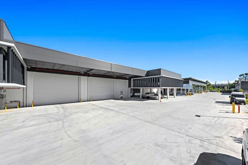 BRAND NEW INDUSTRIAL FACILITY OFFERED AS VACANT POSSESSION