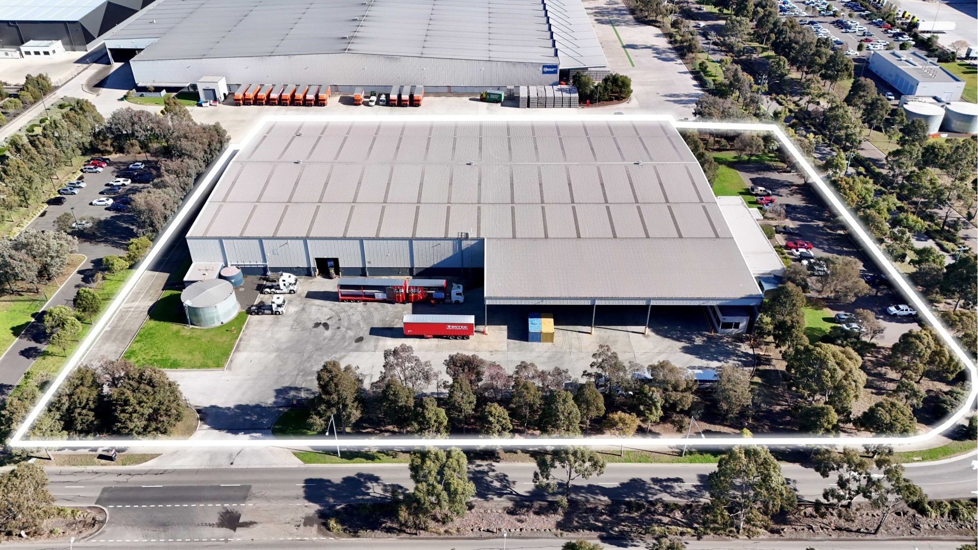 STANDALONE CORNER DISTRIBUTION CENTRE