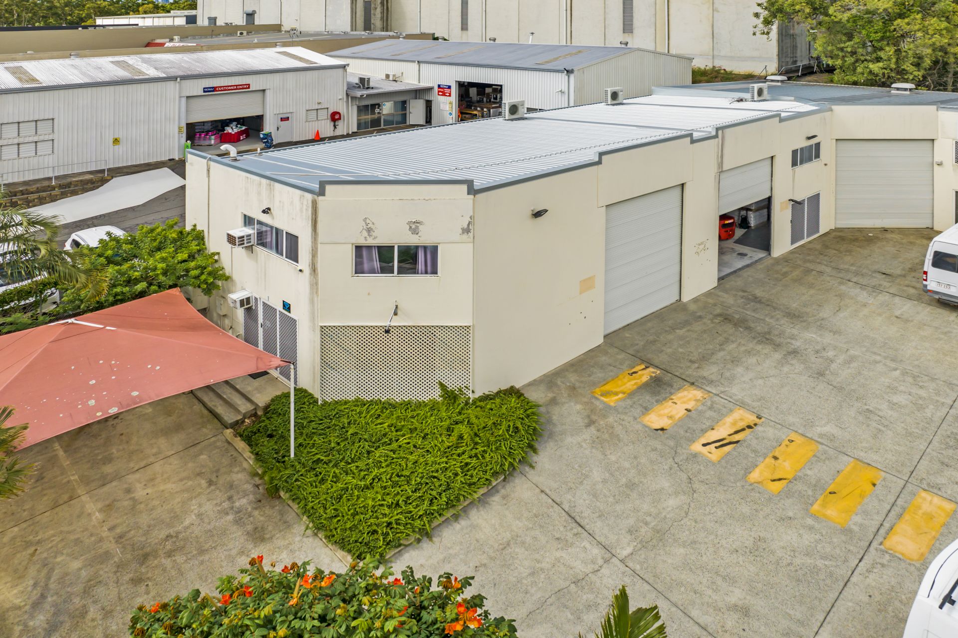 Warehouse & Offices