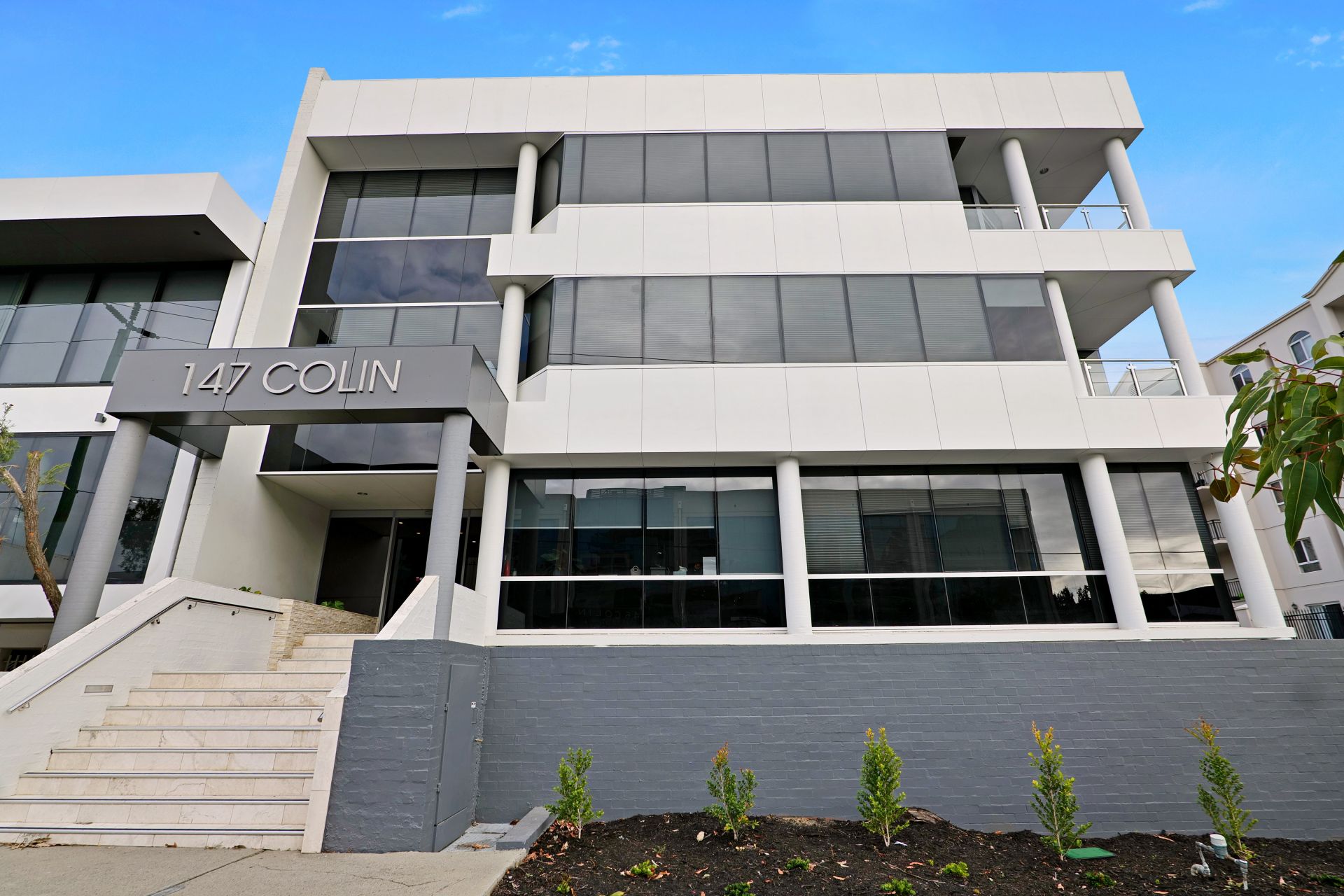 WHOLE FLOOR OPPORTUNITY IN A HIGHLY SOUGHT AFTER WEST PERTH LOCATION