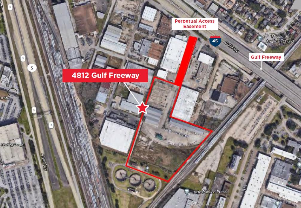 4812 Gulf Freeway - 5 Buildings