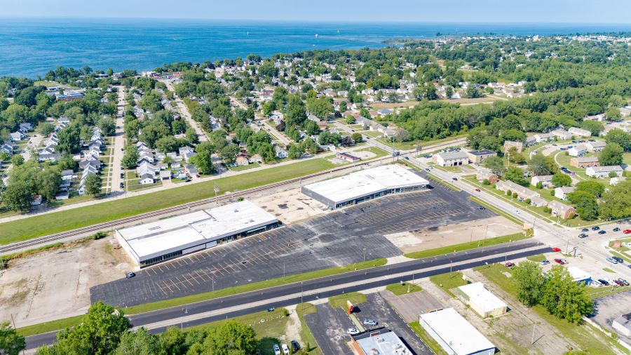 Lorain Westgate Plaza - 2418-2630 West 21st Street