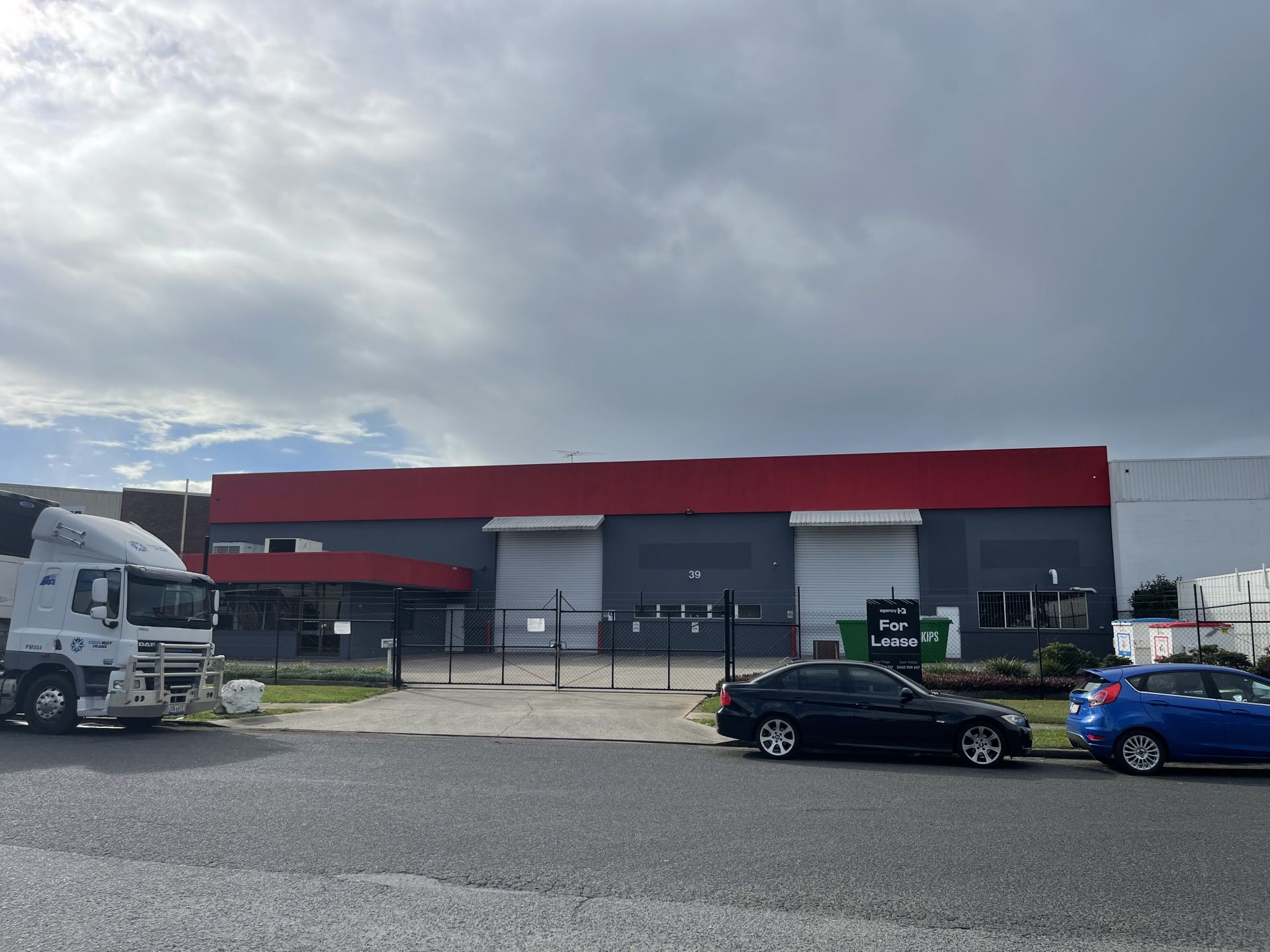 Acacia Ridge freestanding Warehouse