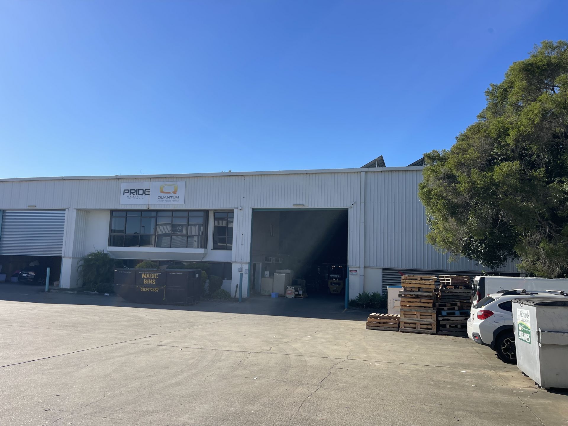 Functional Warehouse