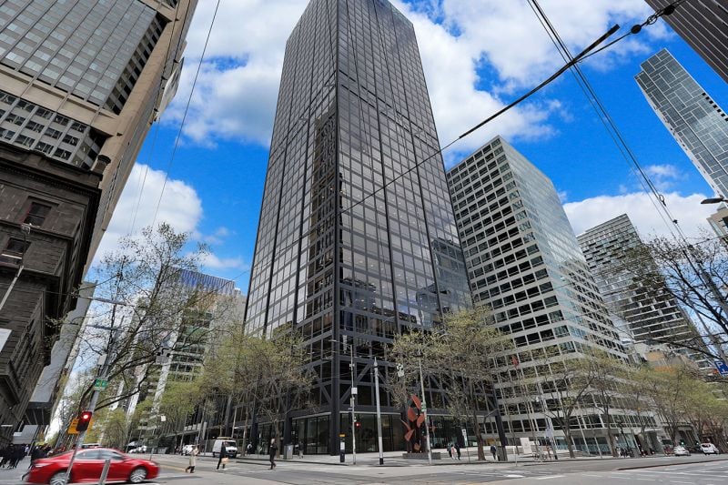 Quality Fitted Opportunity in Iconic Landmark