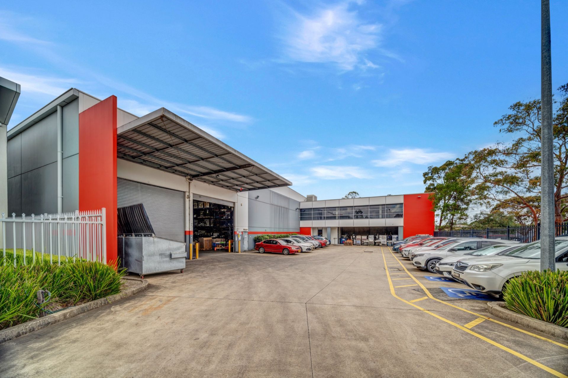 Premium freestanding industrial facility