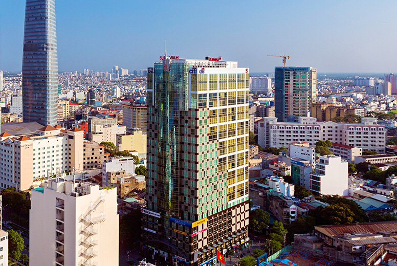 Premium office space in CBD, Sun Wah Tower