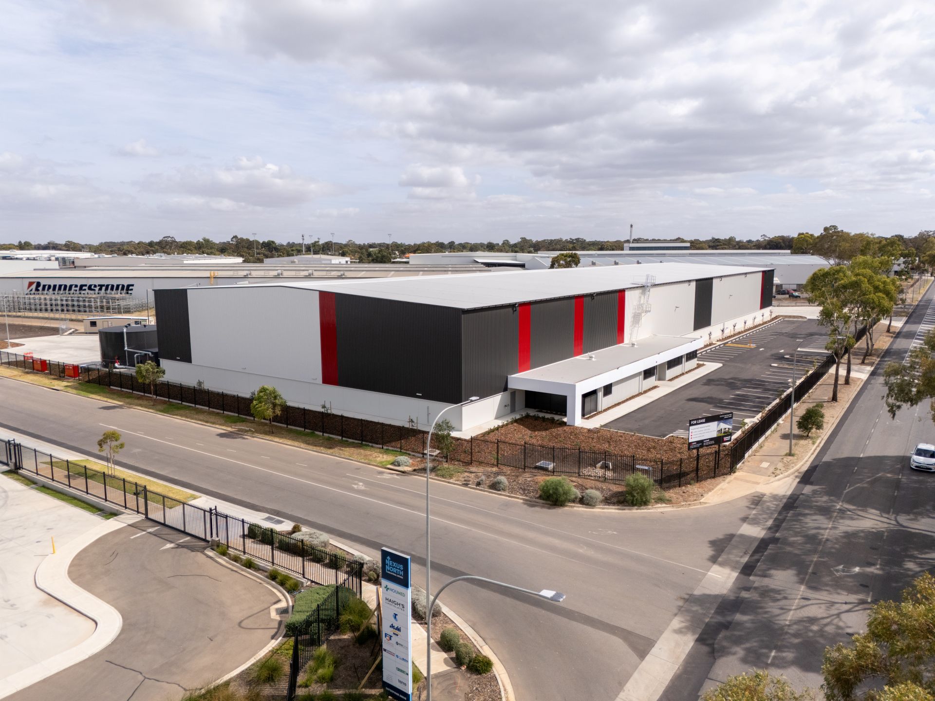 Brand new industrial facility of 5,431 sqm