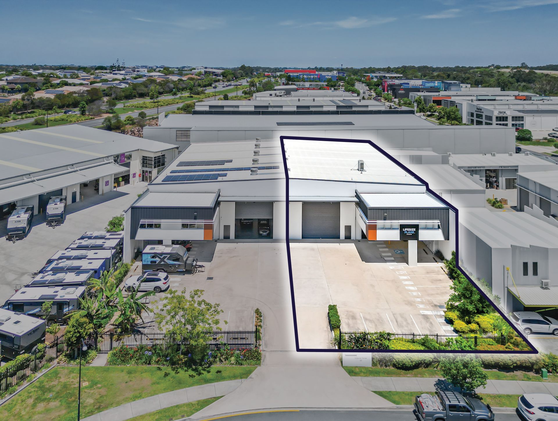 RARE CORPORATE UNIT IN A DUPLEX