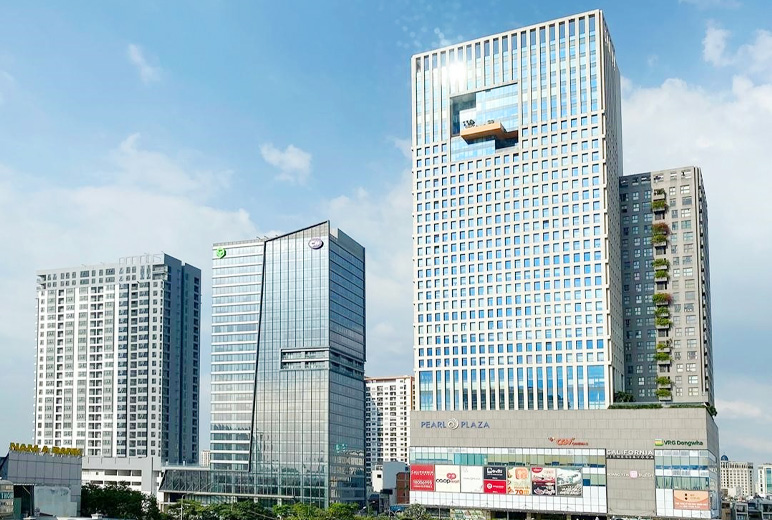 Large office for lease, Pearl Plaza