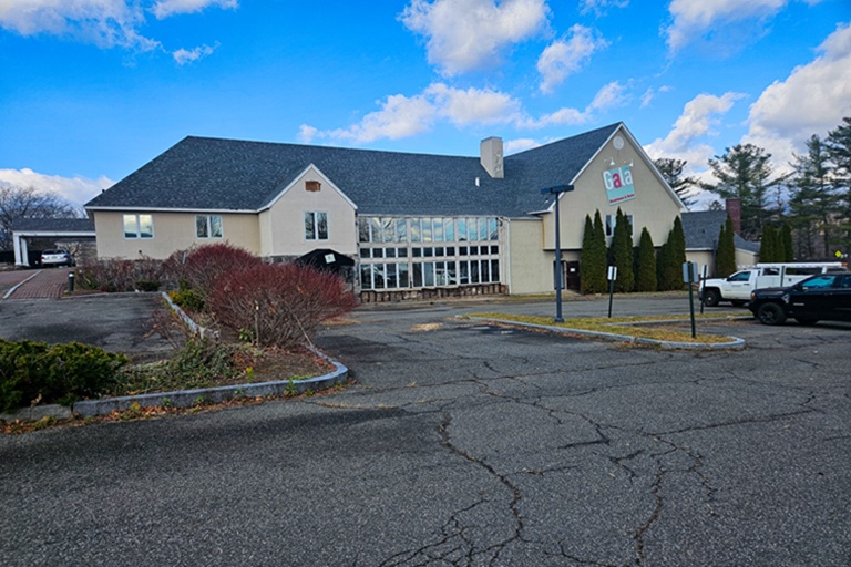 Orchard Hotel