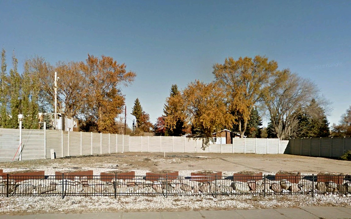Vacant Commercial Lot for Sale in St. Albert – 203 St. Albert Trail