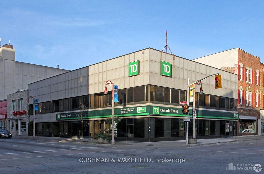4 King Street West