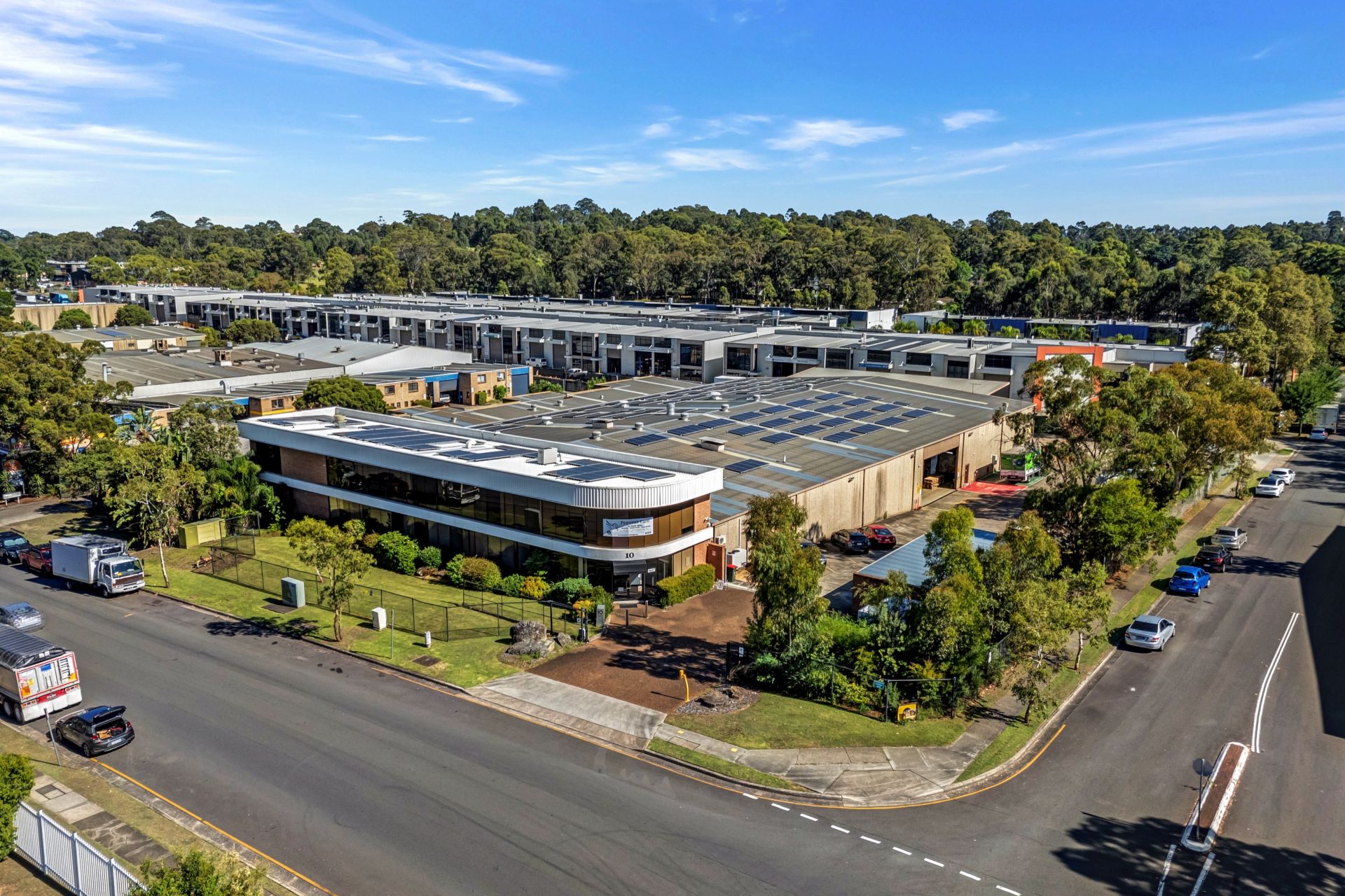 Freestanding Industrial Facility In Prime Location