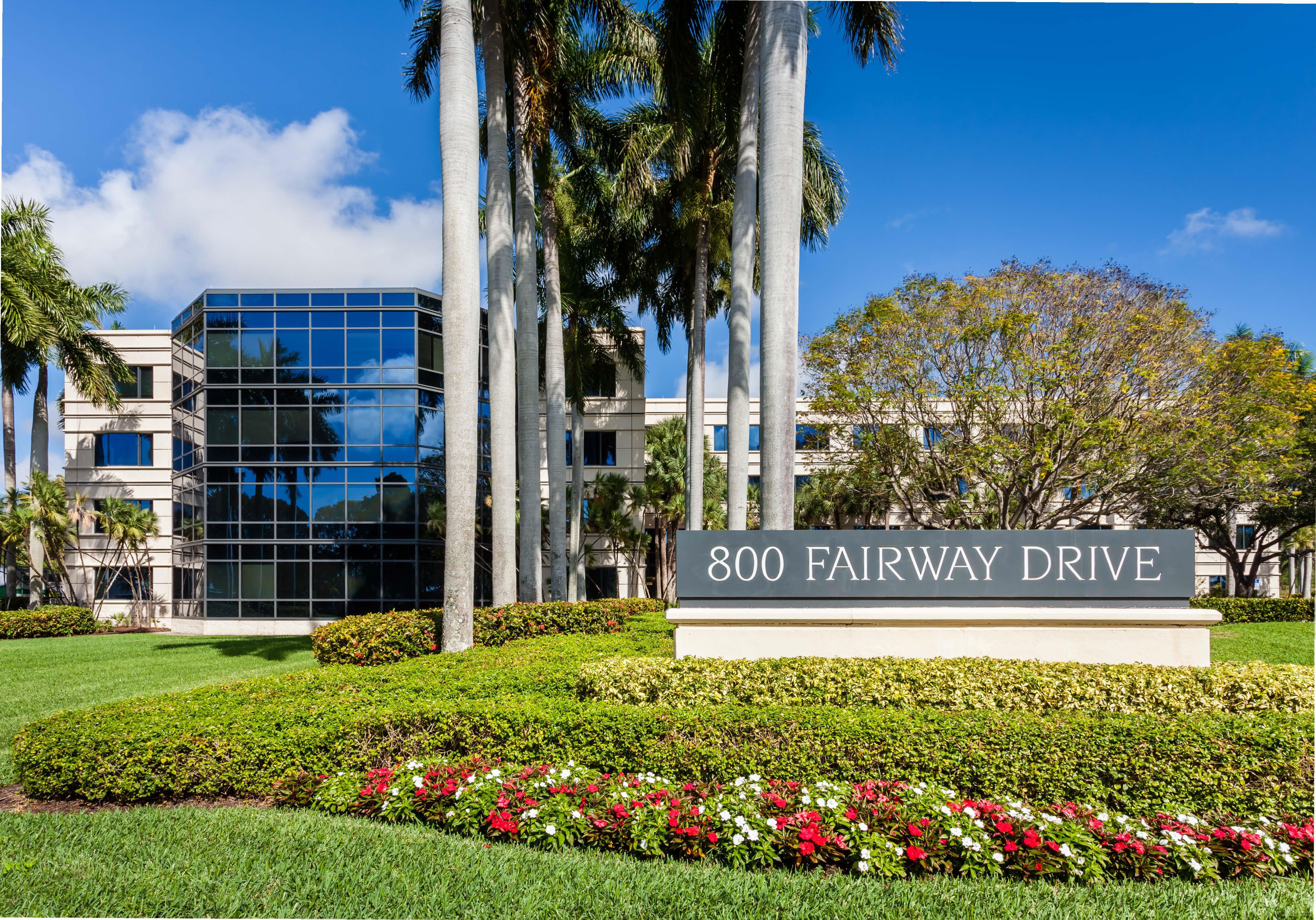 800 Fairway Drive