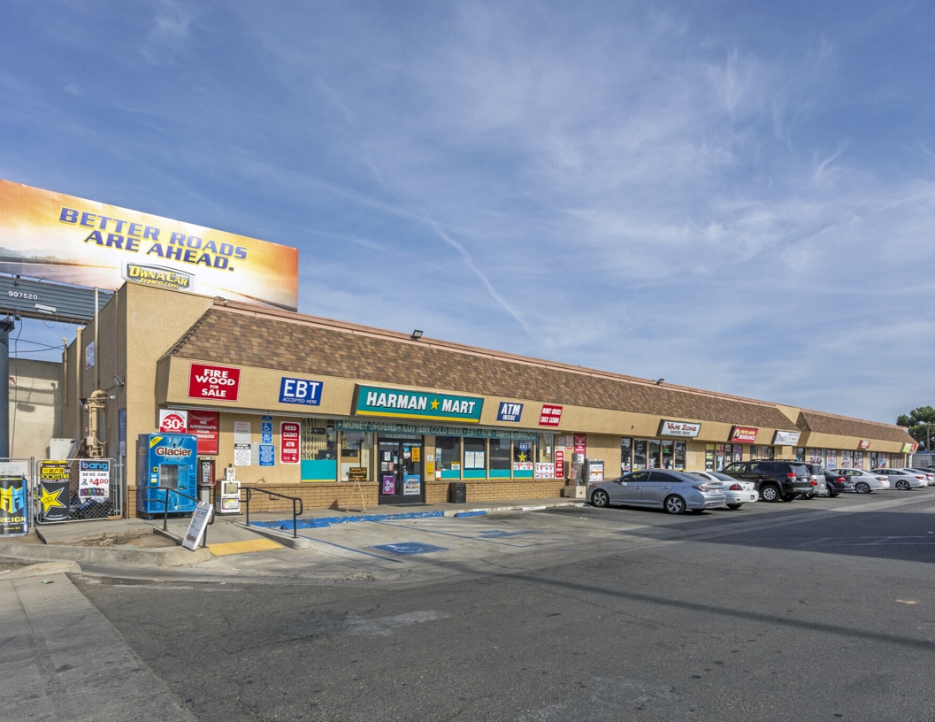 1574 N. Blackstone Avenue