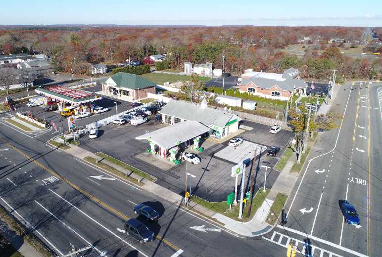 741 Montauk Hwy, Shirley, NY