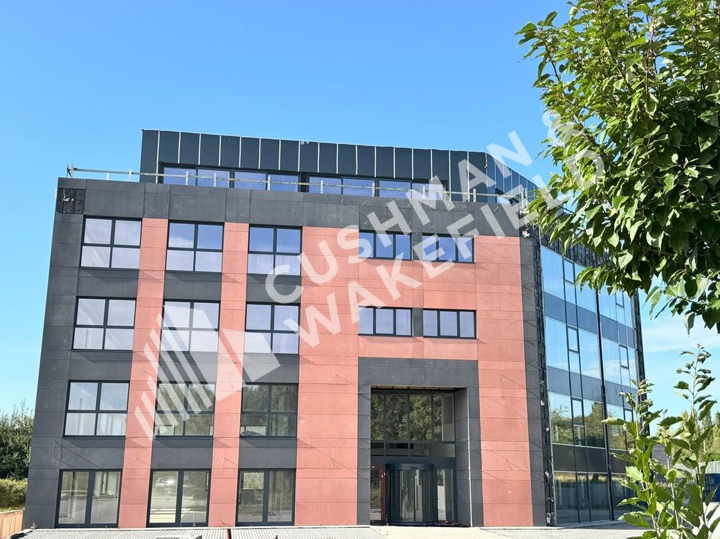 BUSINESS PARK LONCIN - B2